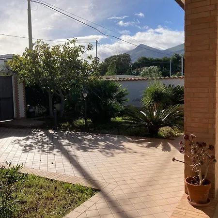 Charming By The Sea In Sicily Villa